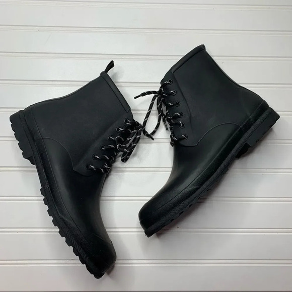 Madewell The Lace-Up Lugsole Rain Boot - Picture 2 of 11